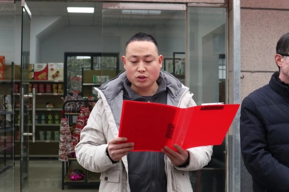 IMG_1317.jpg IMG_1317.jpg